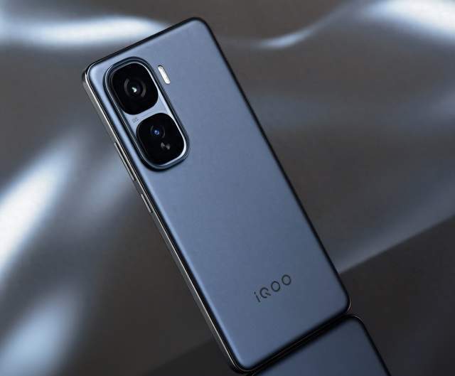 000—2999元手机性价比排行榜解析尊龙凯时app2025年3月安兔兔2(图4)
